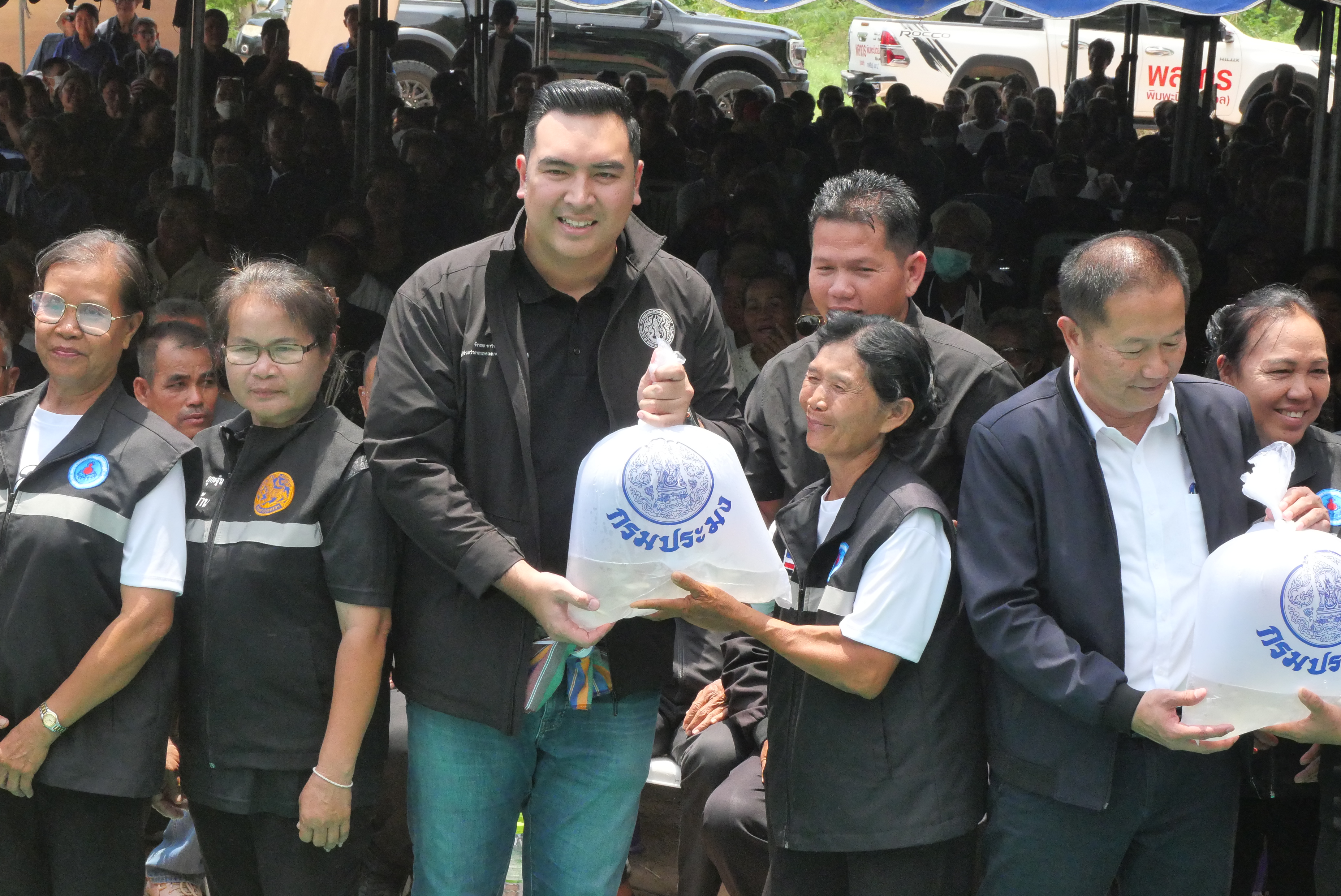 title - ส.ป.ก. ติดตามรัฐมนตรีช่วยว่าการกระทรวงเกษตรและสหกรณ์ (นายวัชระพล ขาวขำ) พร้อมคณะ ลงพื้นที่ตรวจราชการในพื้นที่จังหวัดกาฬสินธุ์ (จุดที่ 1) 